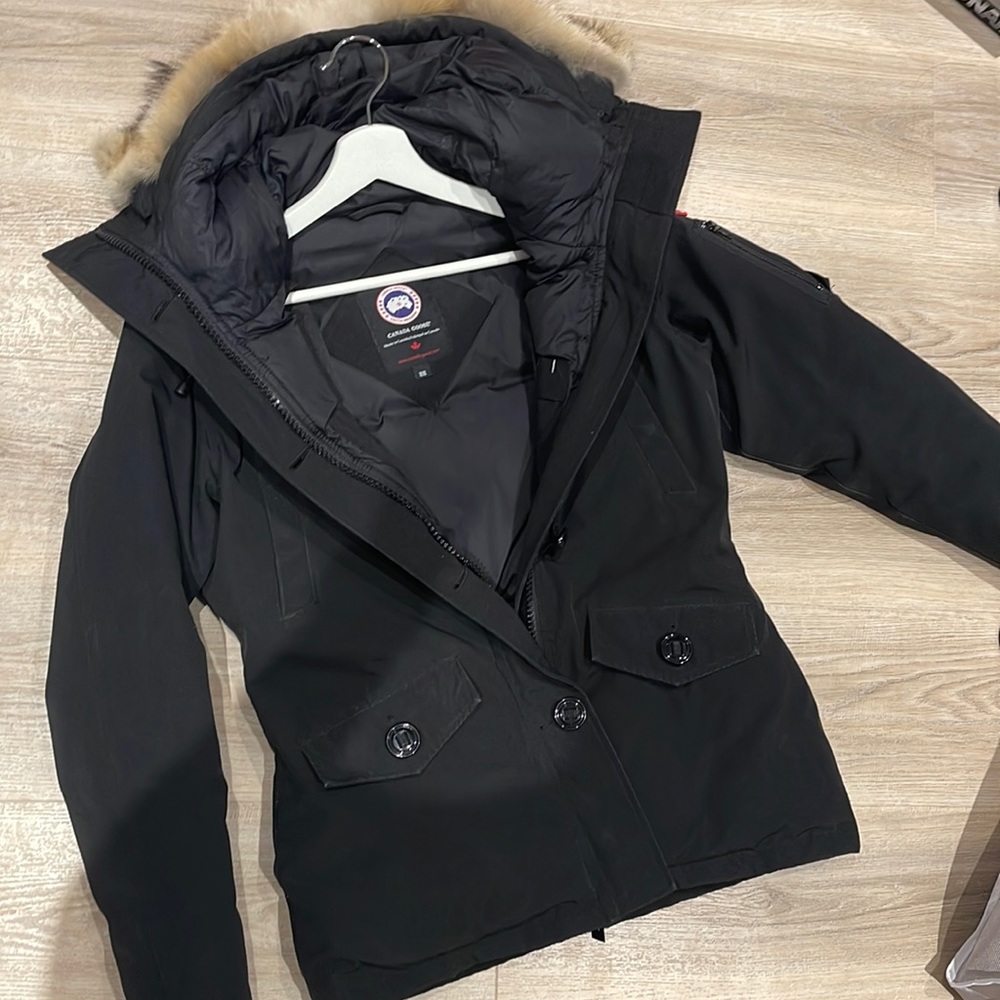 Canada Goose Women’s Montebello Parka